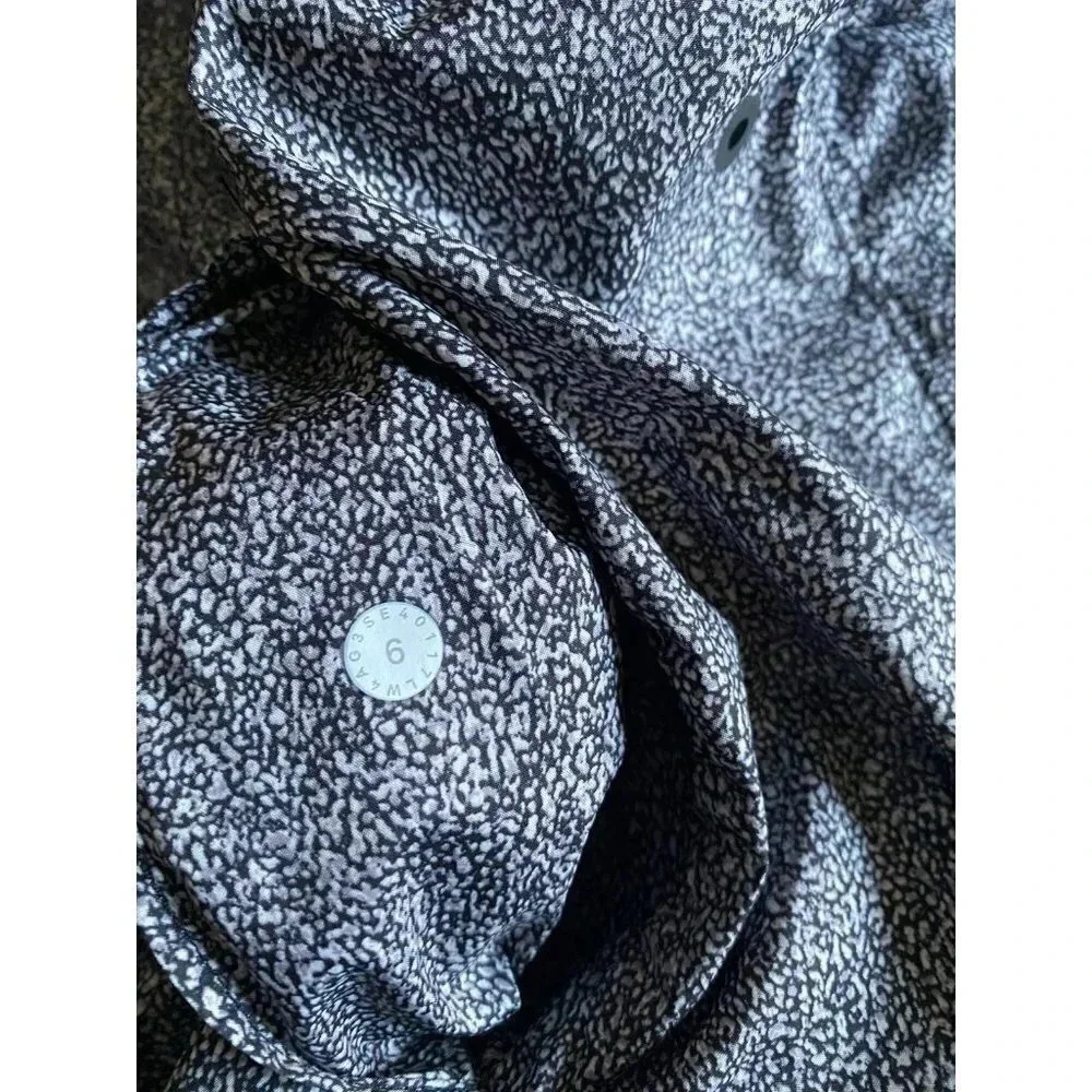 Lululemon Jacket Women’s 6 I Put A Shell On You